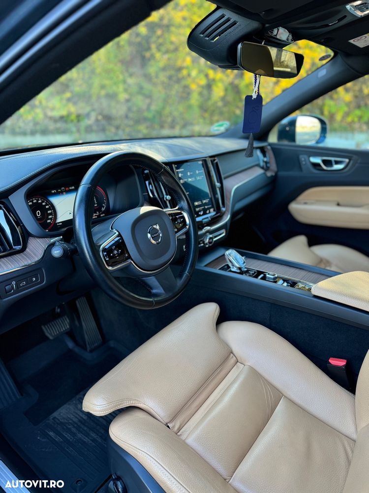 Volvo XC 60 Recharge T8 Twin Engine eAWD Inscription - 12