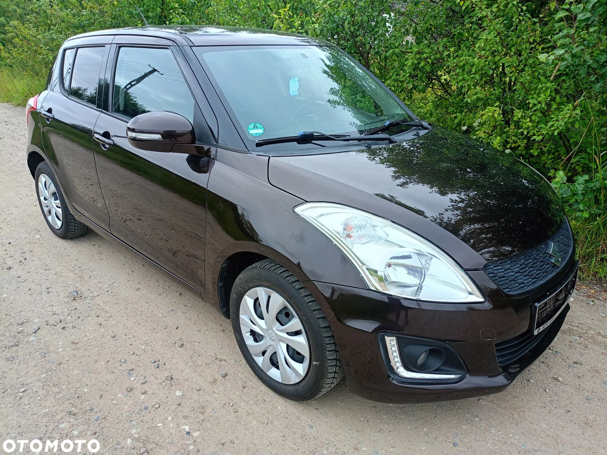 Suzuki Swift - 1