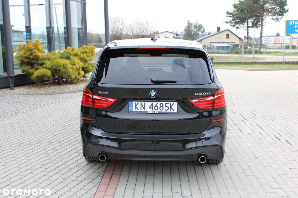 BMW Seria 2 220d xDrive Sport-Aut M Sport - 9