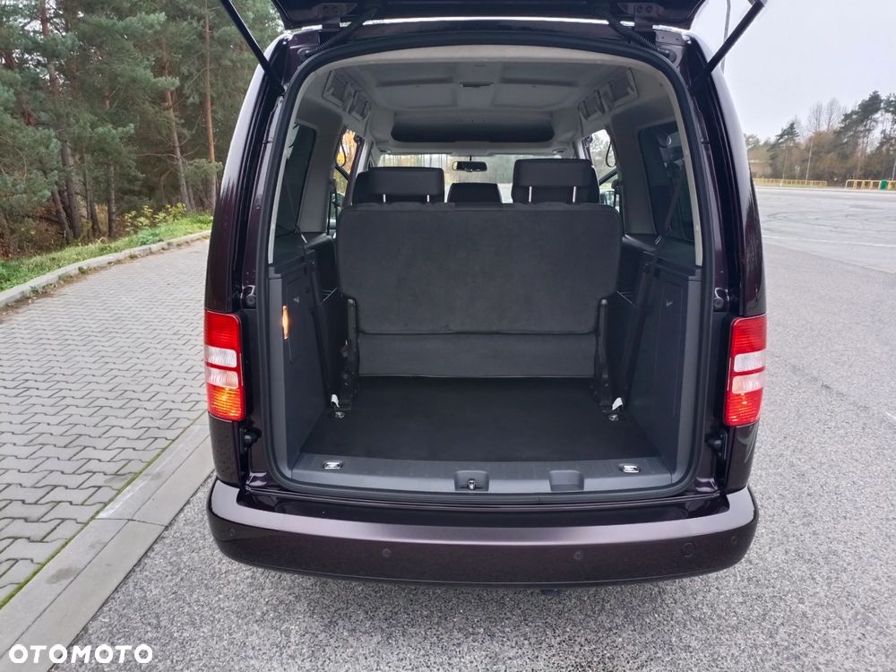 Volkswagen Caddy Maxi Highline DSG - 8