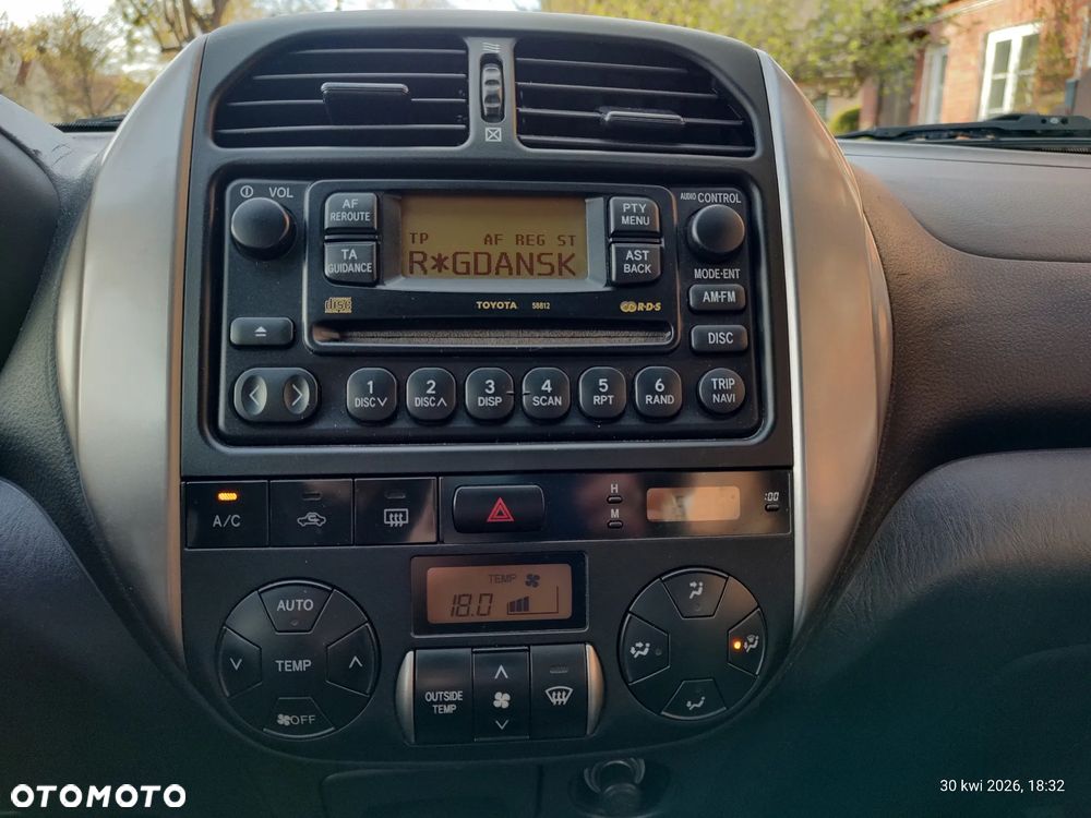 Toyota RAV4 - 26