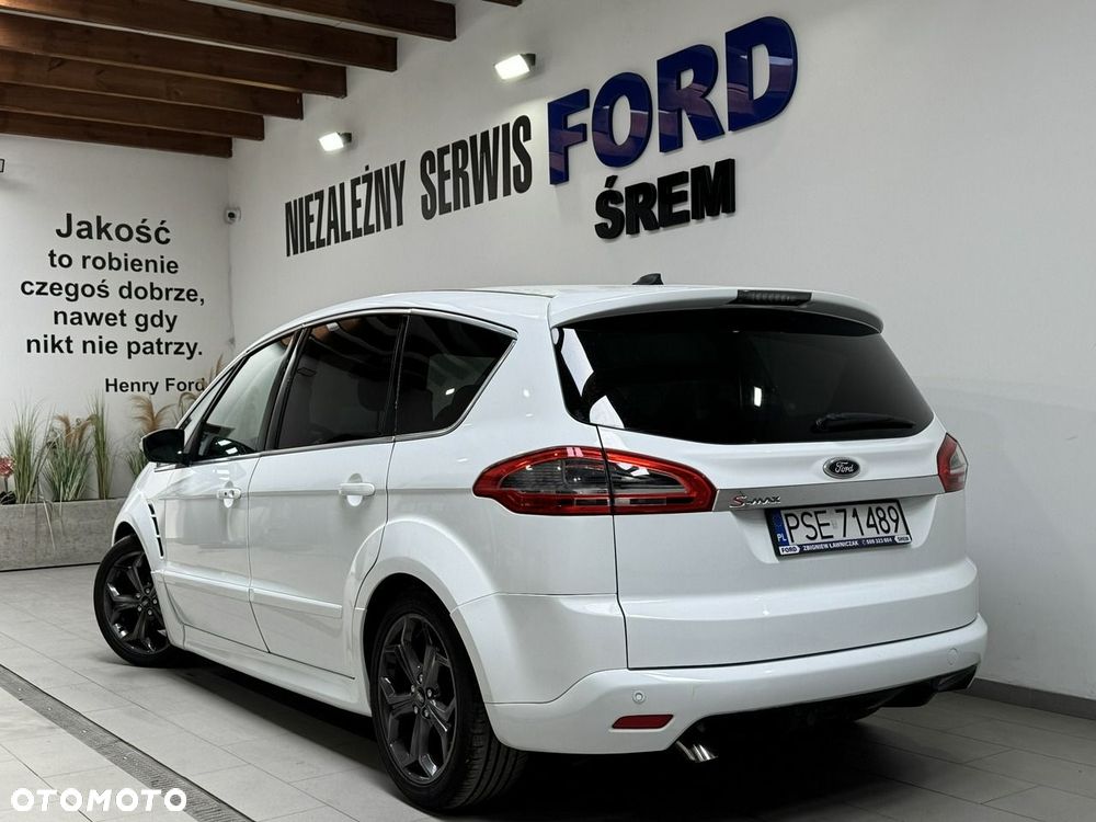 Ford S-Max - 13