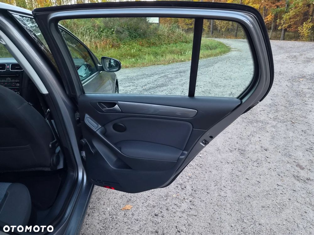 Volkswagen Golf 1.2 TSI Style - 37