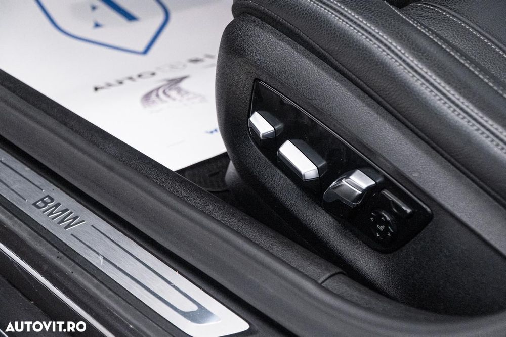 BMW Seria 5 530e Aut. Luxury Line - 14