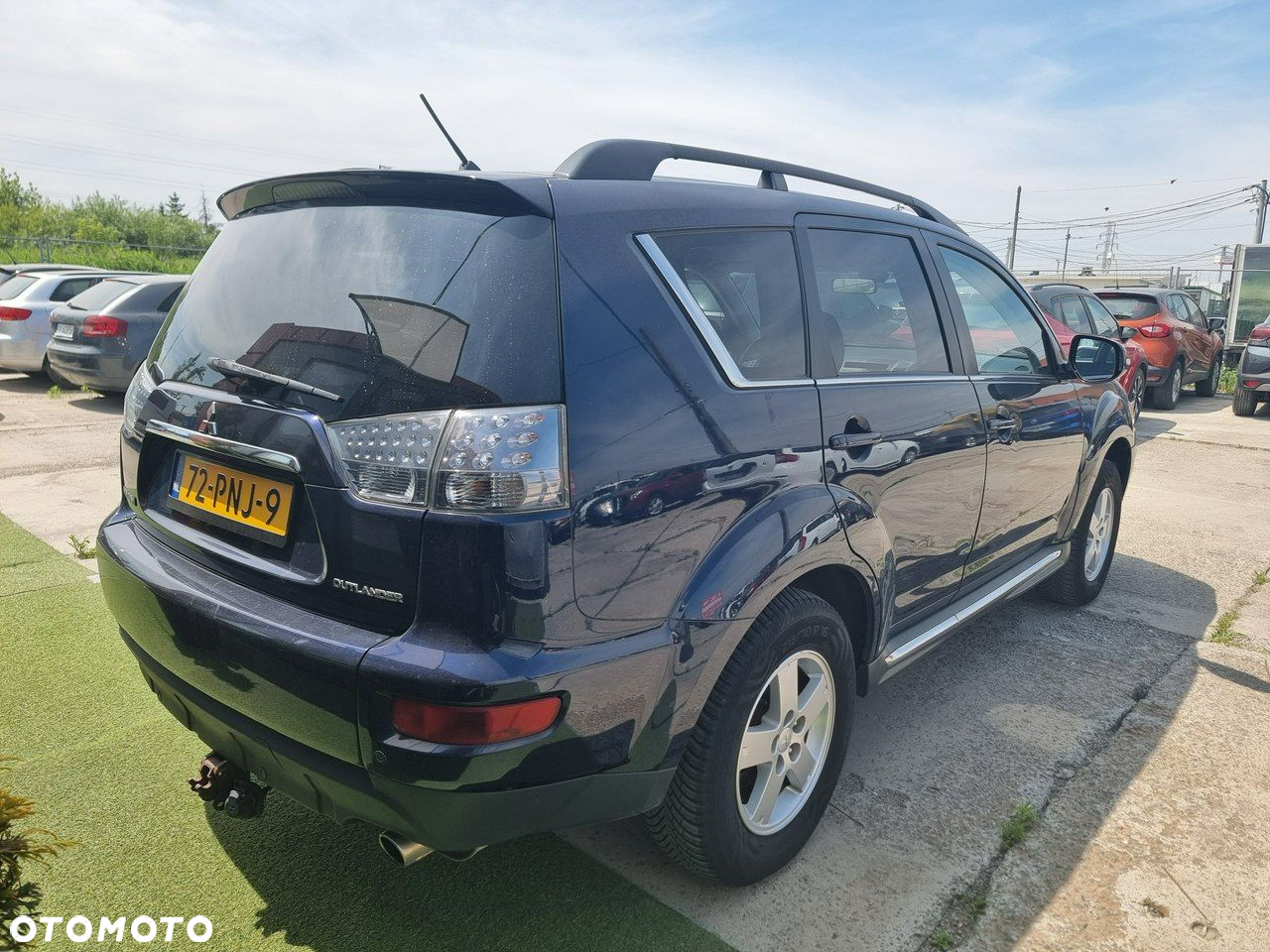 Mitsubishi Outlander - 5