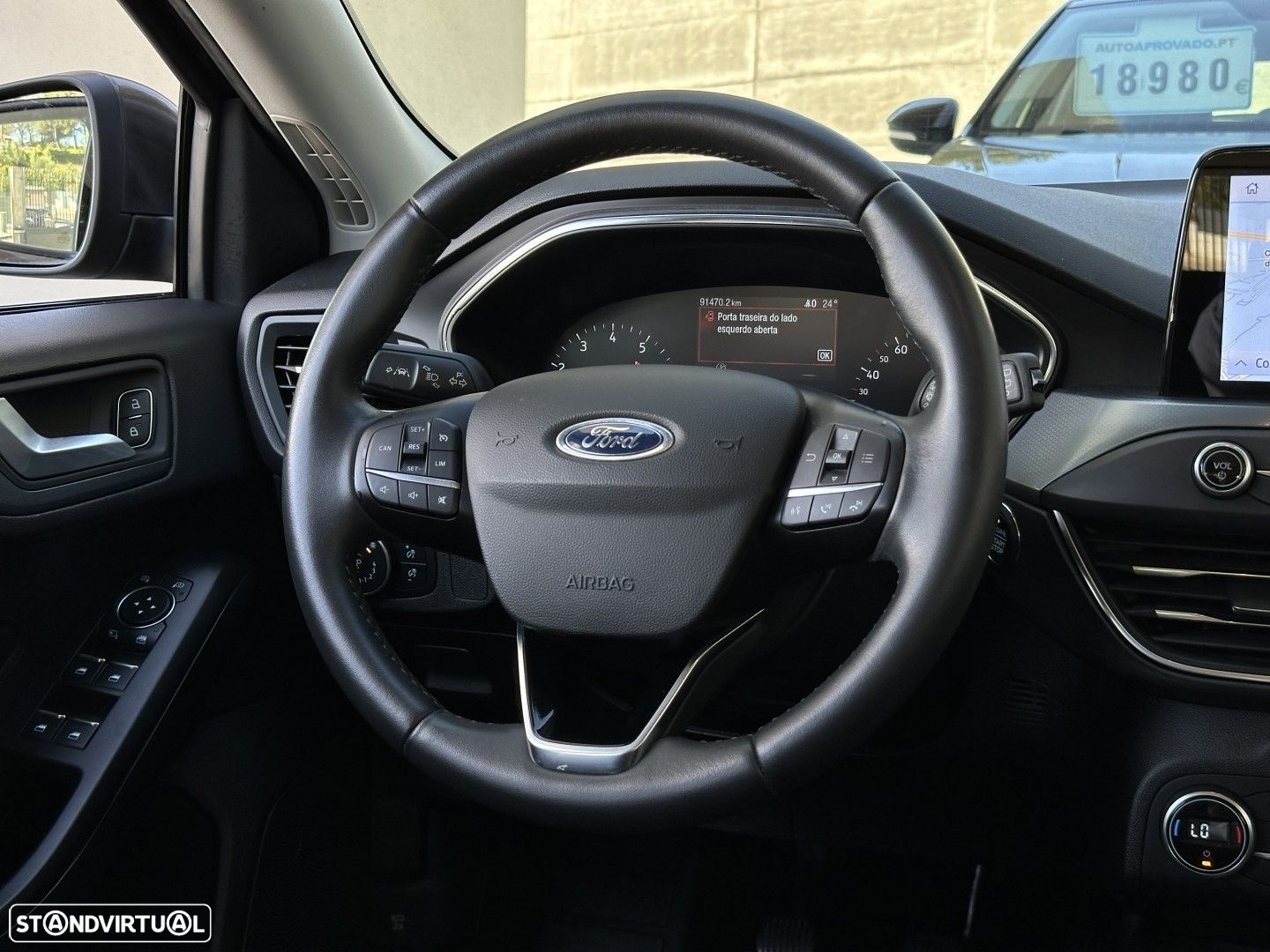 Ford Focus 1.0 EcoBoost Active X - 9