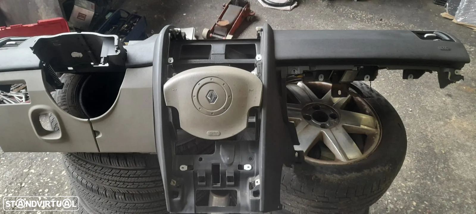 Tablier Renault Megane de 2004 - 1