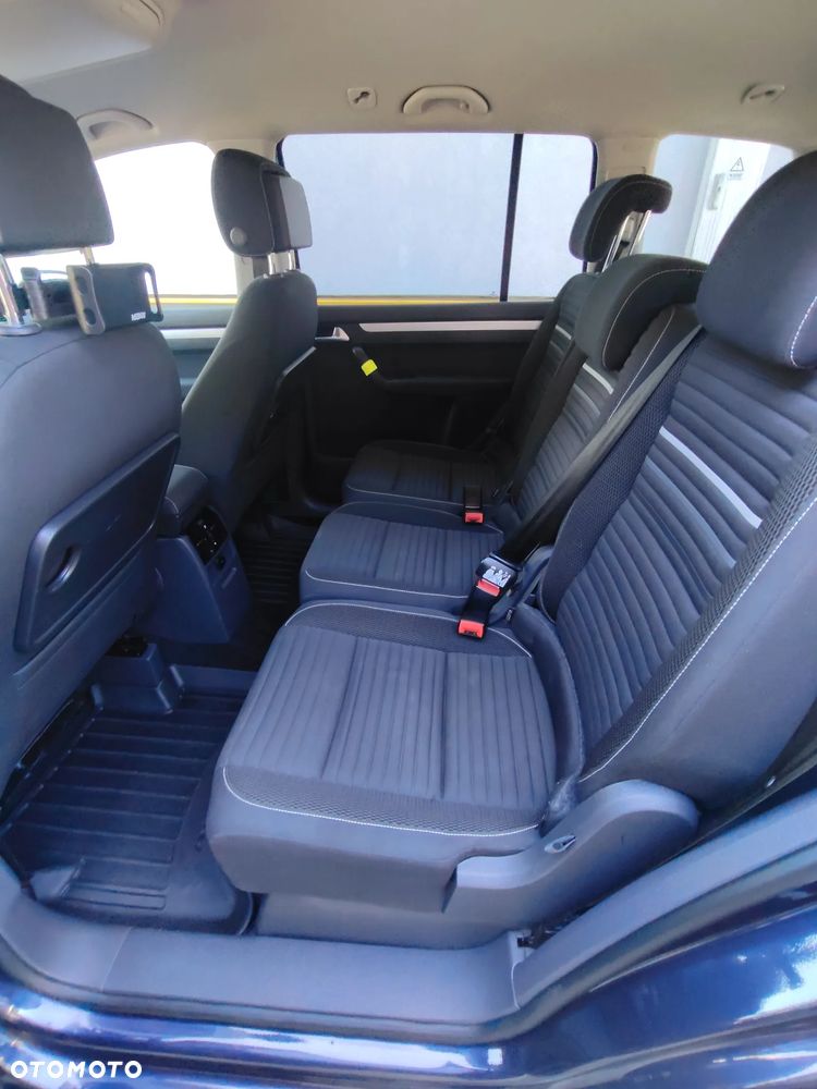 Volkswagen Touran 1.6 TDI DPF BlueMot Comfortline - 8