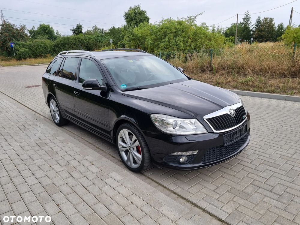 Skoda Octavia 2.0 TDI DPF RS DSG - 2