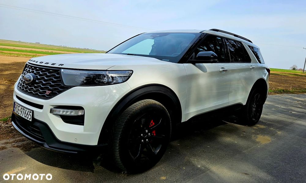 Ford Explorer - 16
