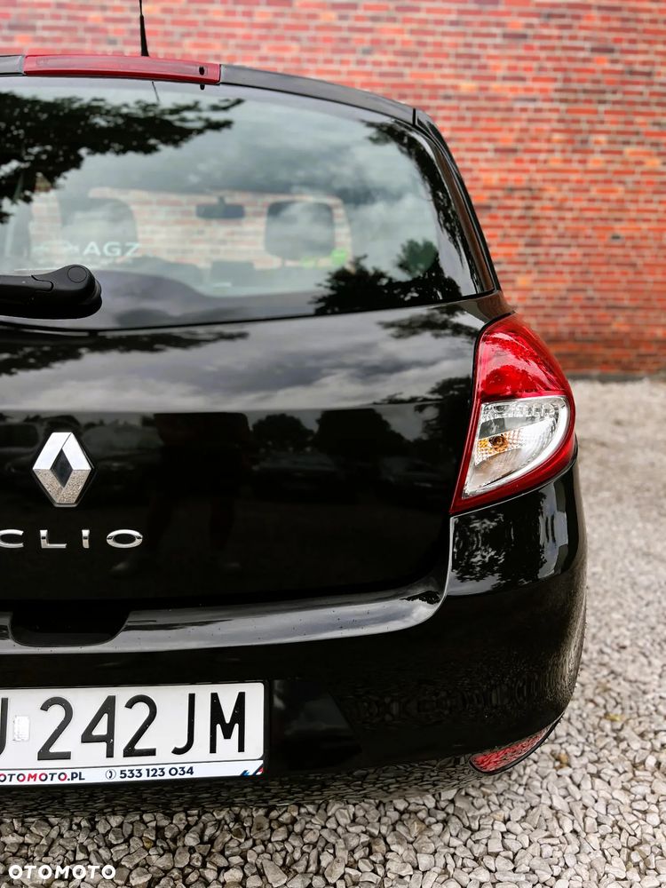 Renault Clio - 35