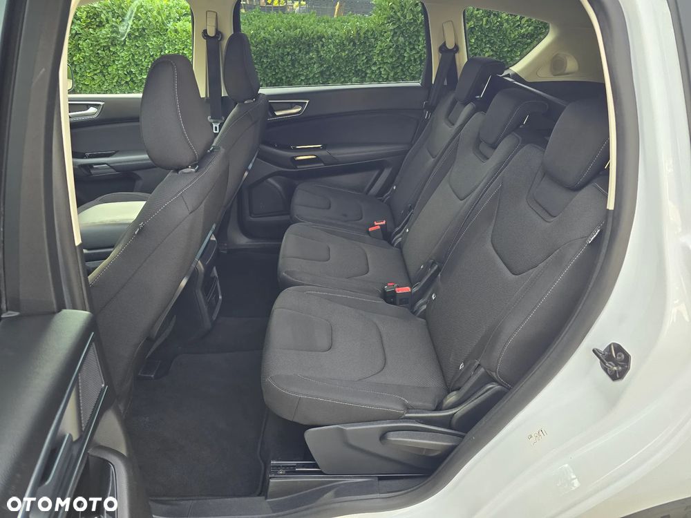 Ford S-Max - 23