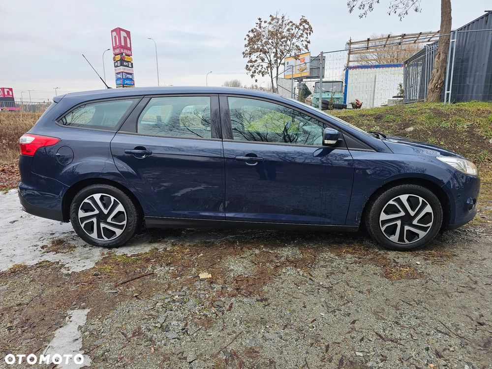 Ford Focus 1.0 EcoBoost Trend - 11