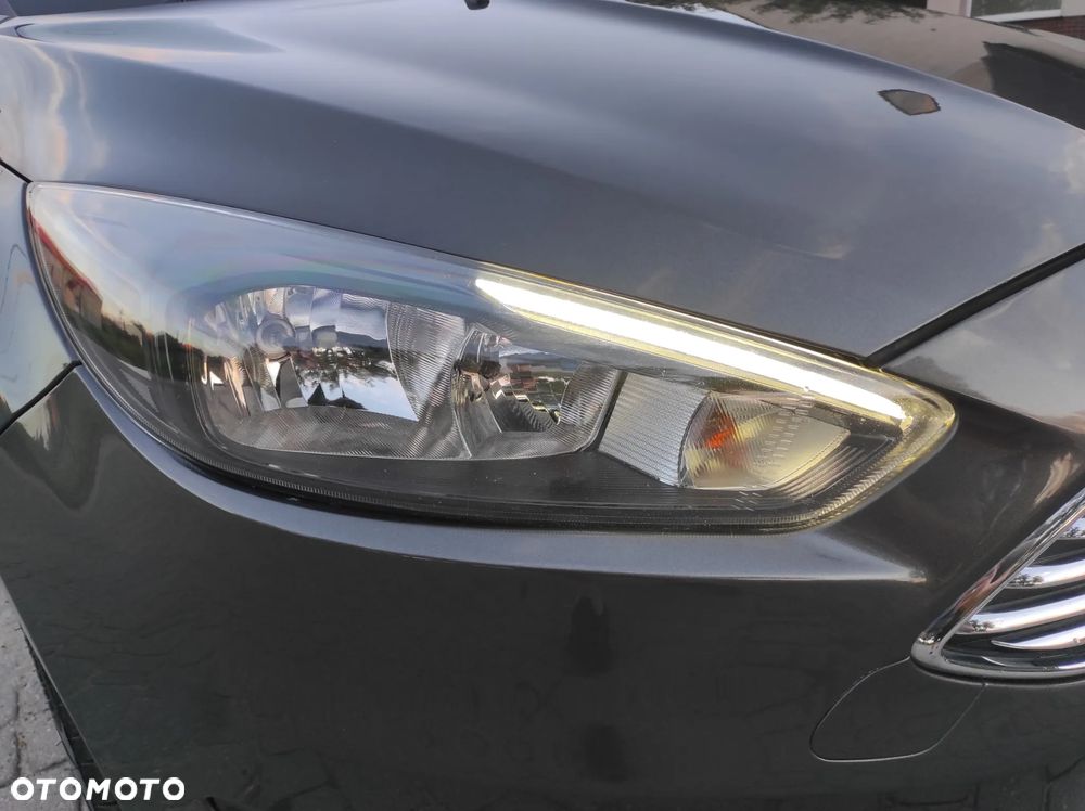 Ford Focus 1.6 TDCi DPF SYNC Edition - 4