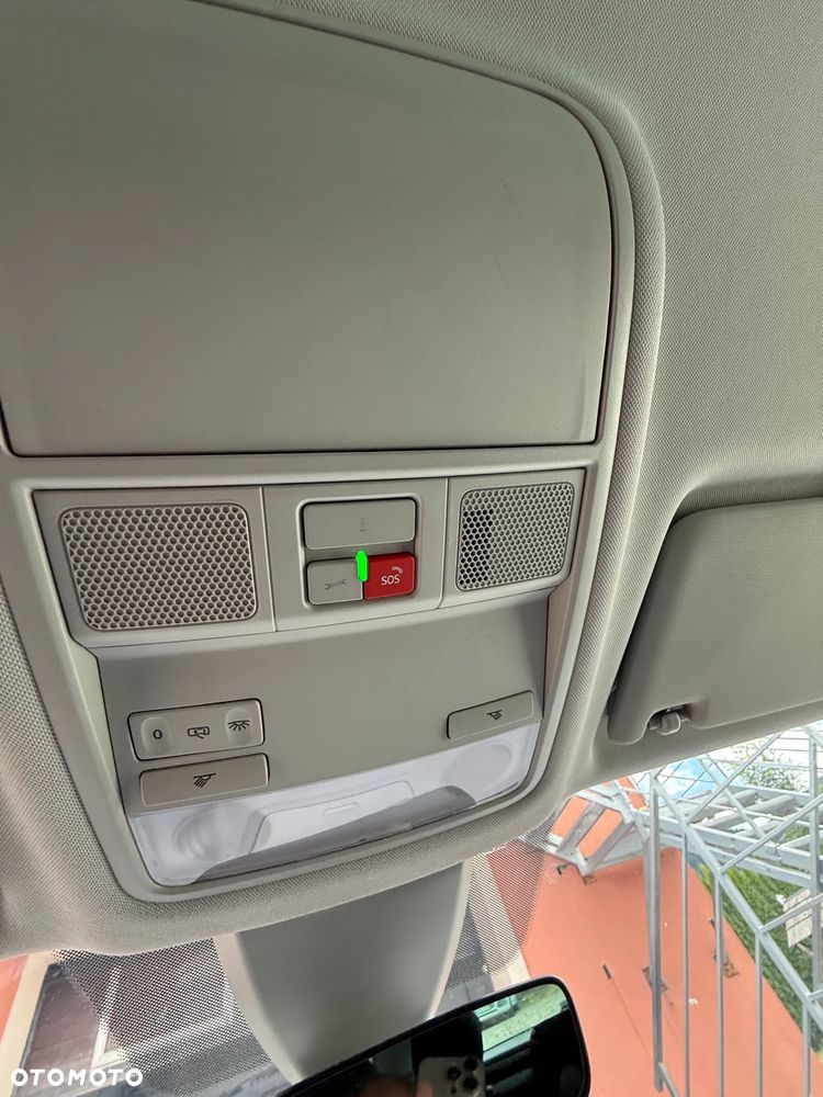Skoda Karoq 2.0 TDI SCR Tour - 21