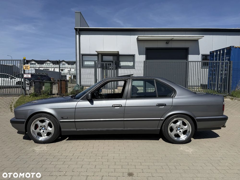 BMW M5 - 1