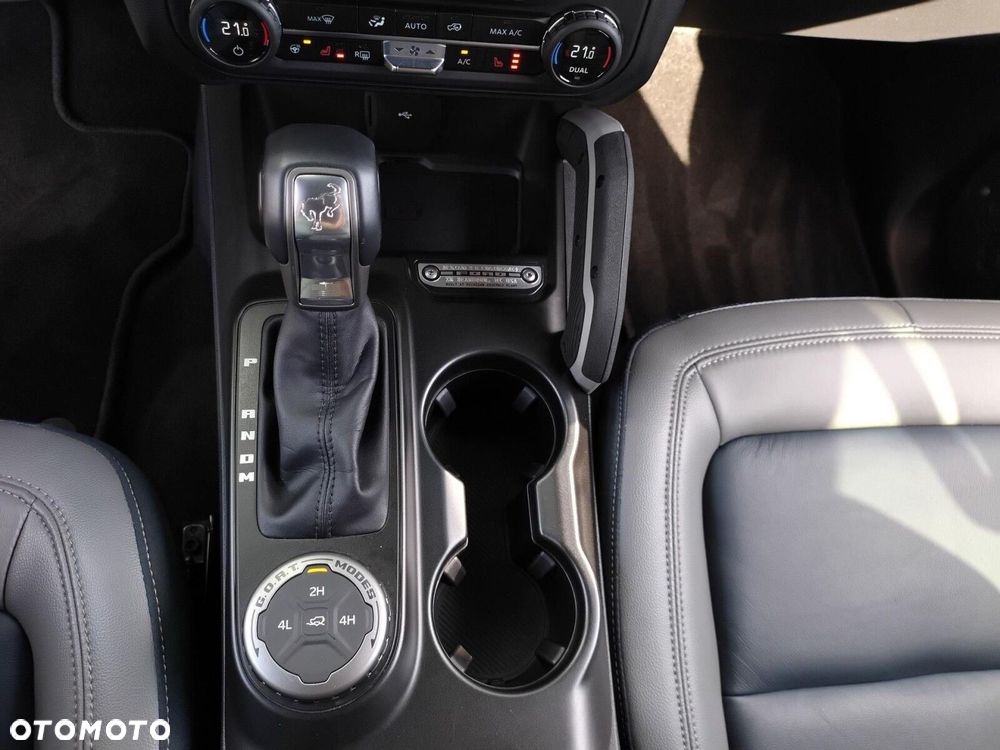 Ford Bronco 2.7 EcoBoost 4WD Outer Banks - 24