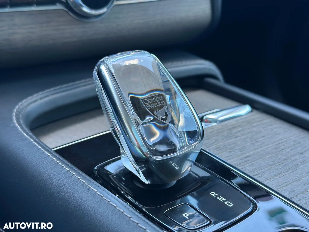 Volvo XC 90 T8 AWD Recharge Geartronic Inscription Edition - 21