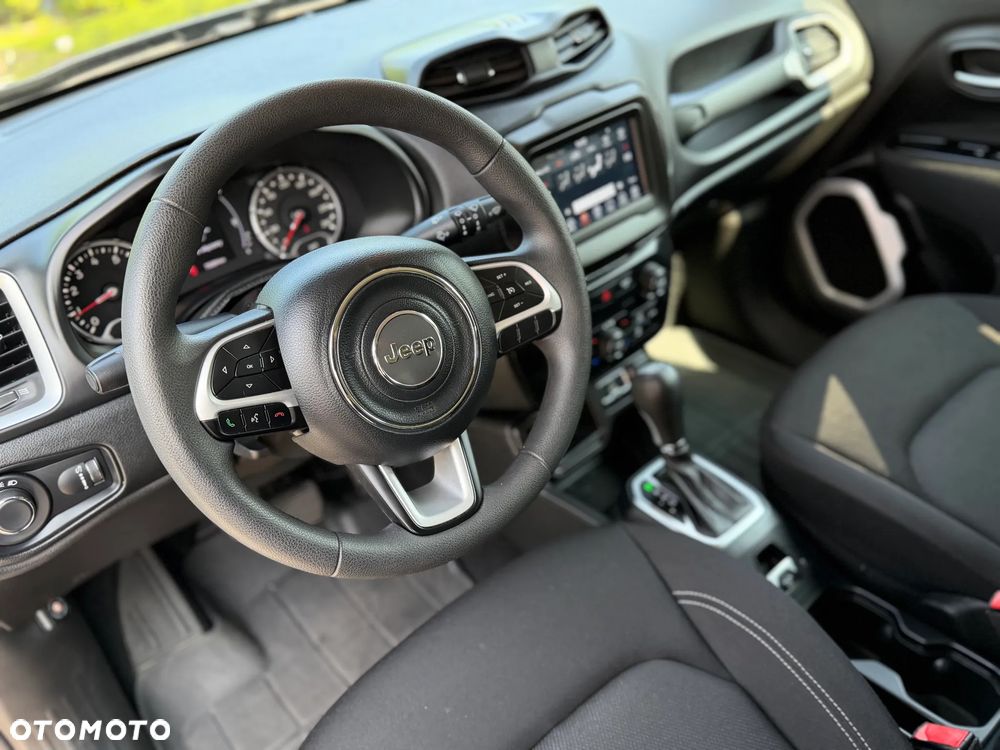Jeep Renegade - 11