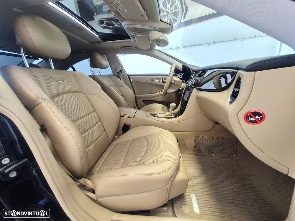 Mercedes-Benz CLS 55 AMG - 30