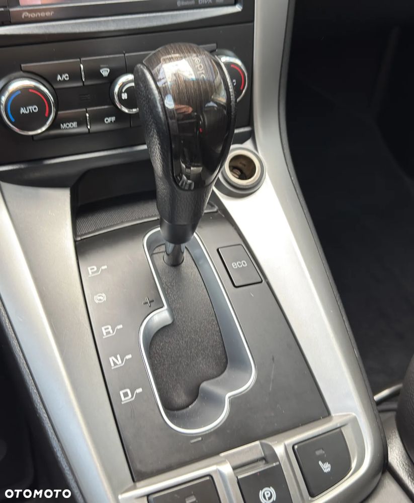 Chevrolet Captiva - 26