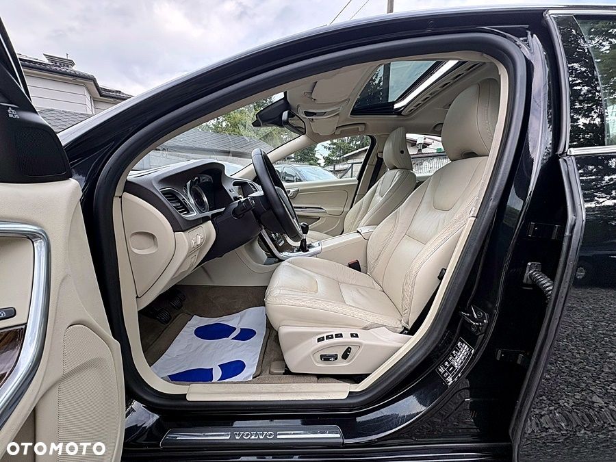 Volvo S60 D3 Summum - 13