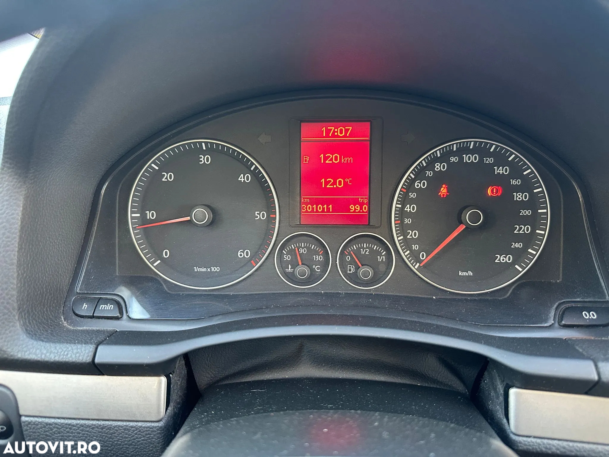 Volkswagen Golf 1.9 TDI Comfortline DPF - 18
