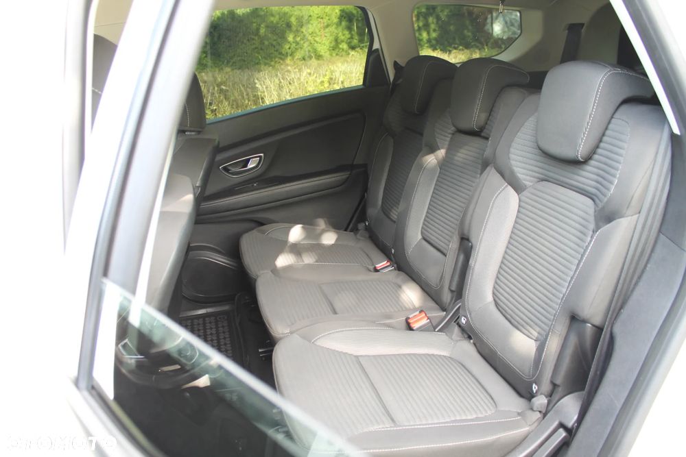 Renault Scenic - 13