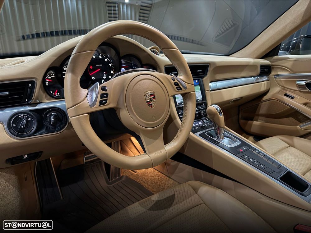 Porsche 911 (991) Carrera 2 PDK - 15