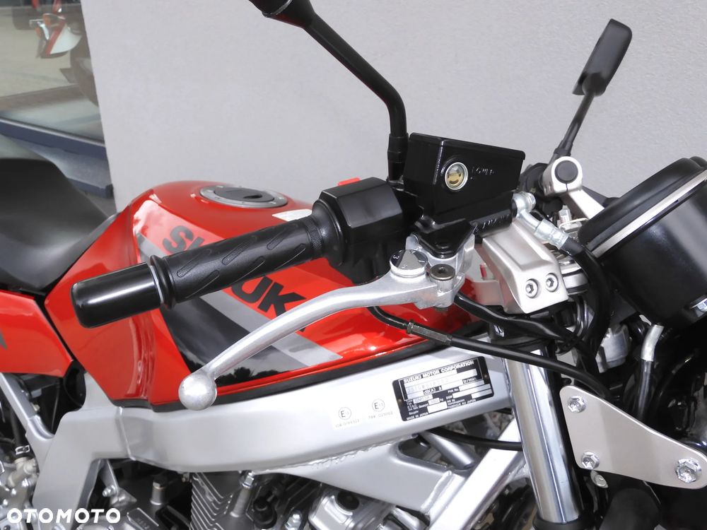 Suzuki GS - 6