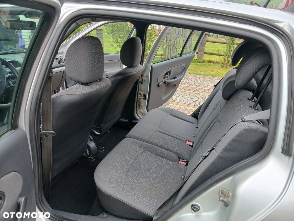 Renault Clio - 3