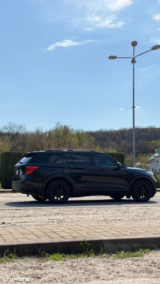 Ford Explorer - 5