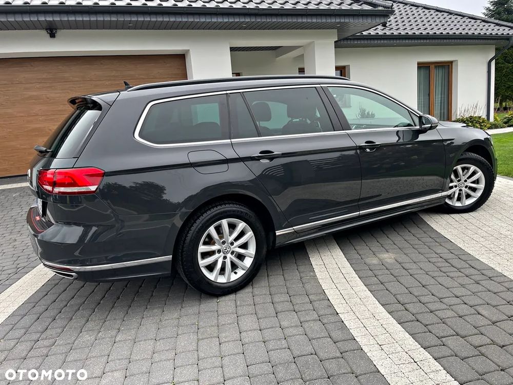 Volkswagen Passat Variant 1.6 TDI (BlueMotion Technology) Comfortline - 11