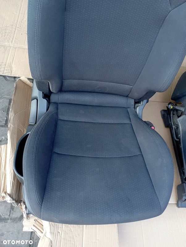 KIA CARENS IV 4 FOTELE FOTEL LEWY PRAWY PRZÓD PRZEDNIE EUROPA - 4