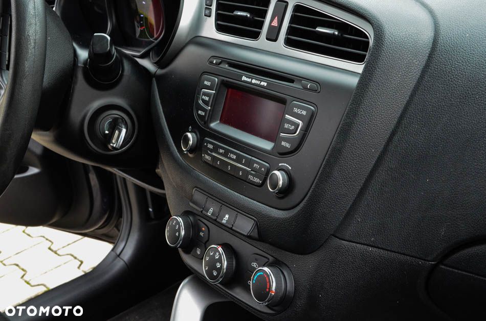 Kia Ceed 1.4 CVVT - 34