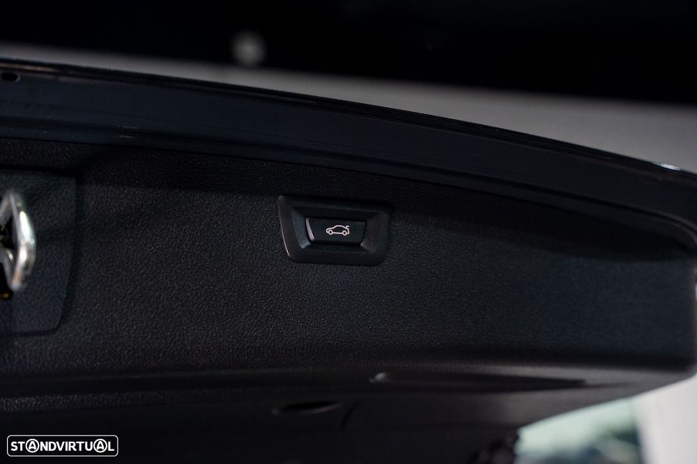 BMW 320 d Pack M - 33