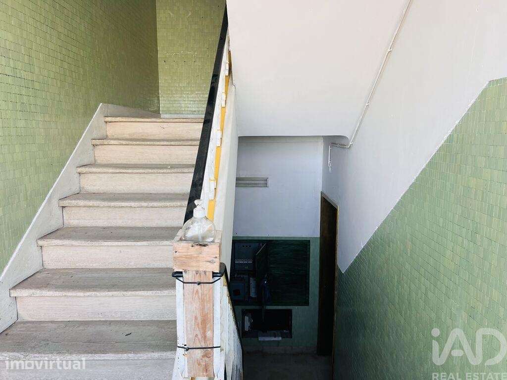 Prédio em União de Freguesias da Cidade de Santarém - Grande imagem: 2/23