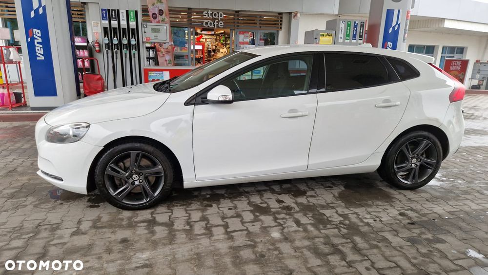Volvo V40 D4 Summum - 25
