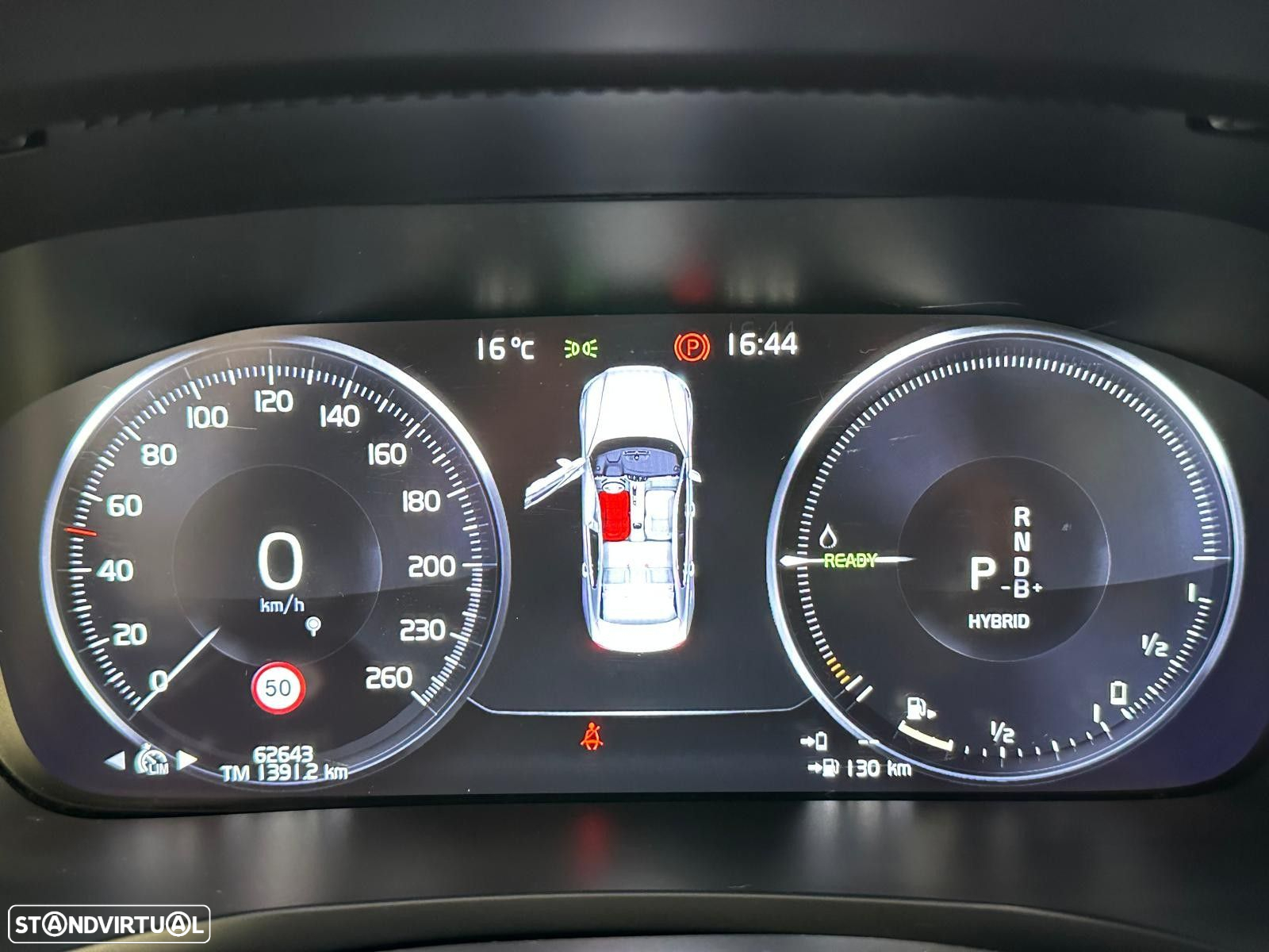 Volvo S60 2.0 T8 PHEV R-Design AWD - 28