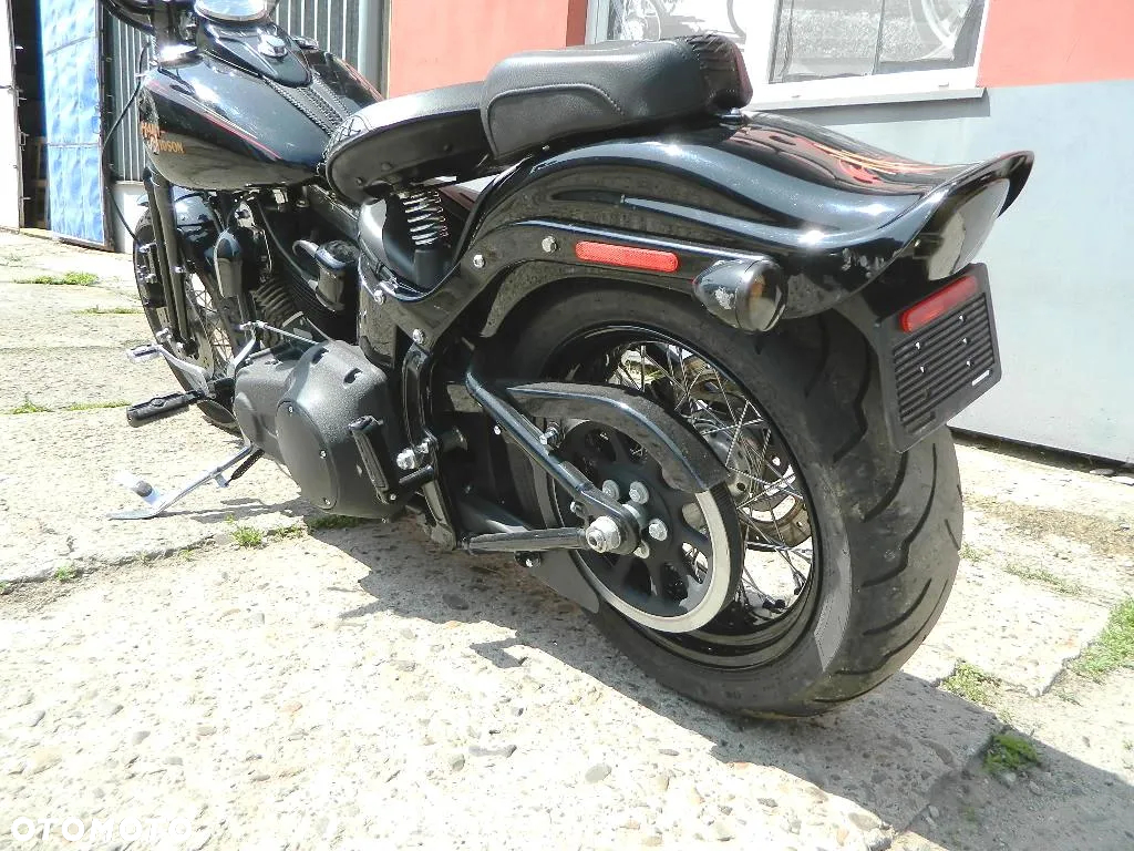 Harley-Davidson Softail Cross Bones - 4
