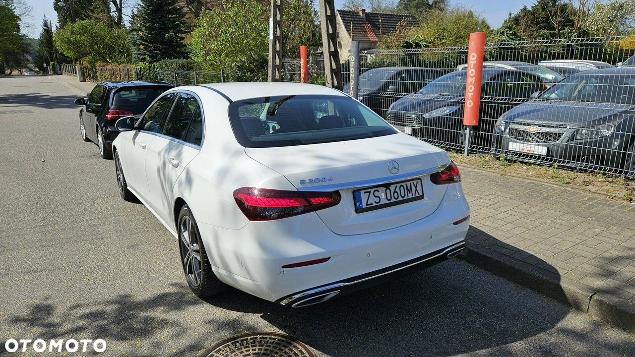 Mercedes-Benz Klasa E - 12