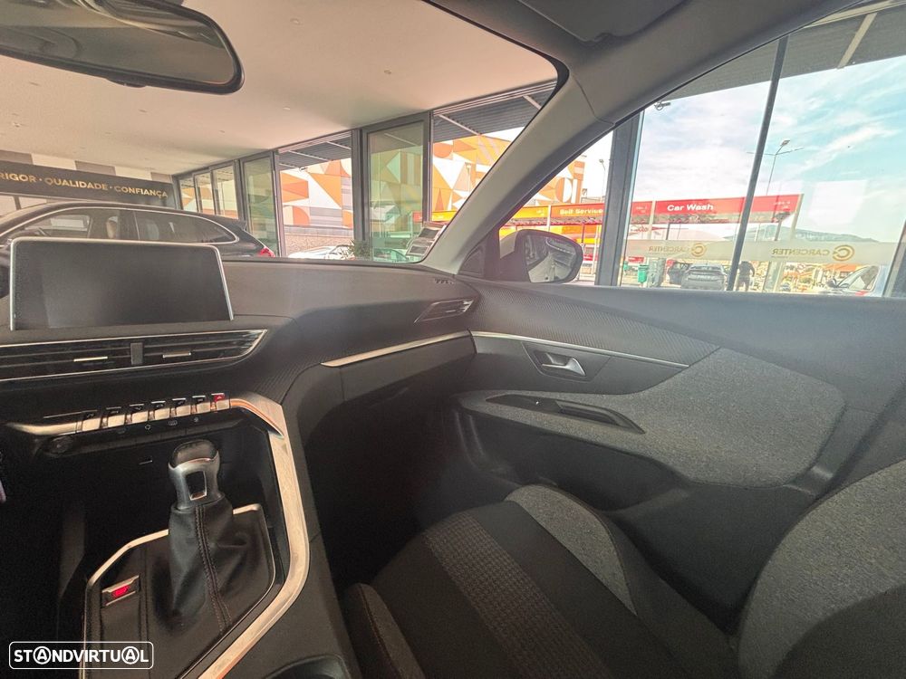Peugeot 3008 1.5 BlueHDi Active - 9