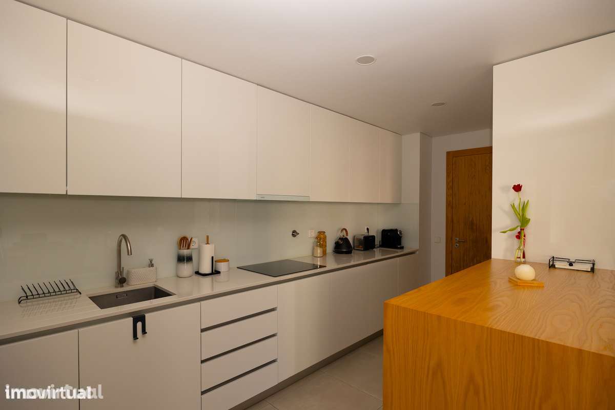 Apartamento T2 c/varanda, garagem e arrumos - 3o andar Prelada Ramalde - Grande imagem: 3/20