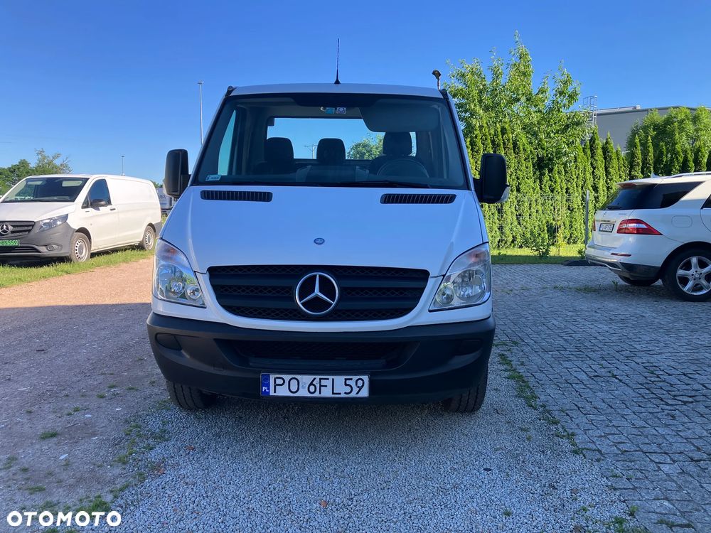 Mercedes-Benz Sprinter - 2