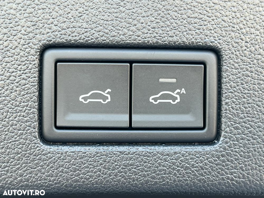 Volkswagen Touareg V6 TDI 4MOTION Elegance - 36