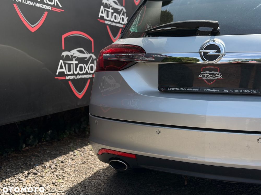 Opel Insignia - 12