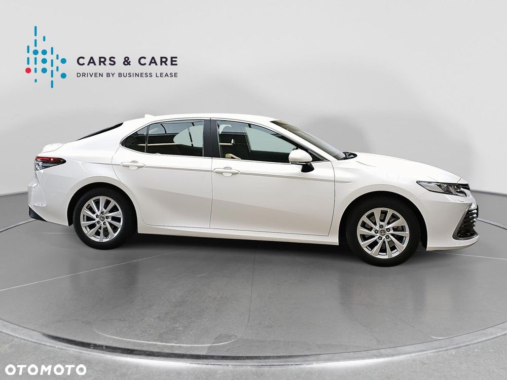 Toyota Camry 2.5 Hybrid Comfort CVT - 30