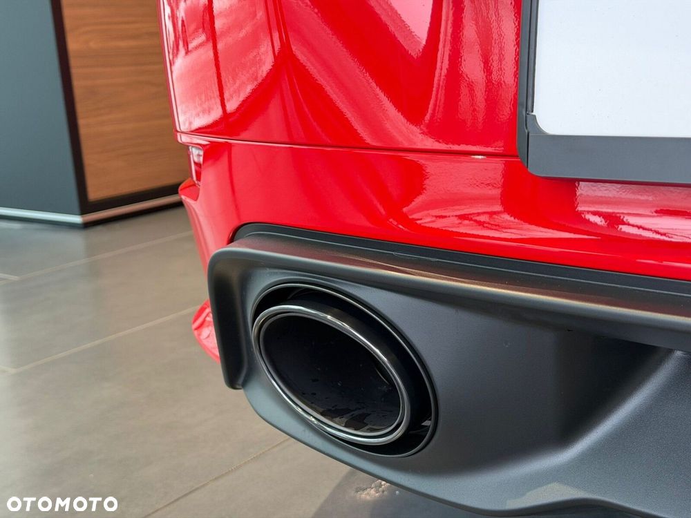 Porsche 911 Carrera - 14