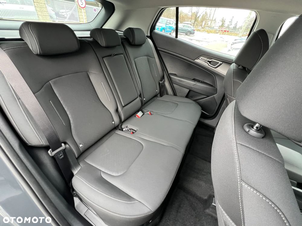 Kia Sportage 1.6 T-GDI HEV M 2WD - 17