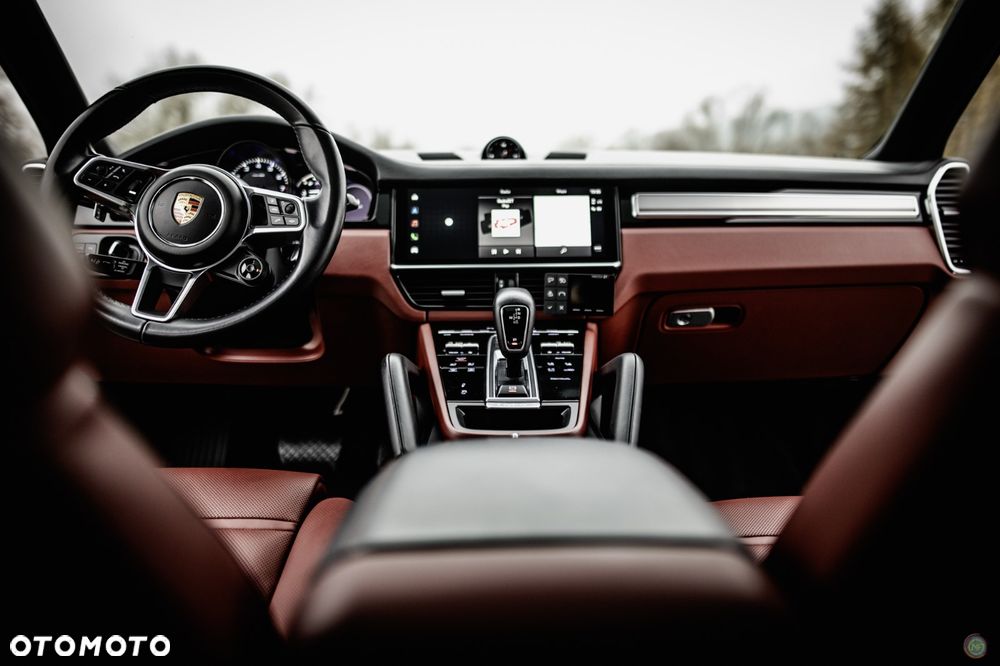 Porsche Cayenne E-Hybrid Platinum Edition - 21
